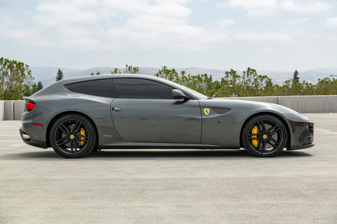 2014 Ferrari FF - Image 7 of 31