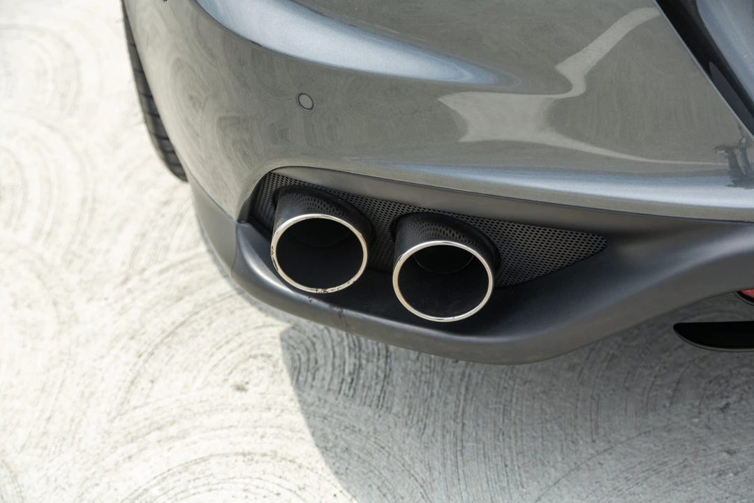 2014 Ferrari FF - Image 25 of 31
