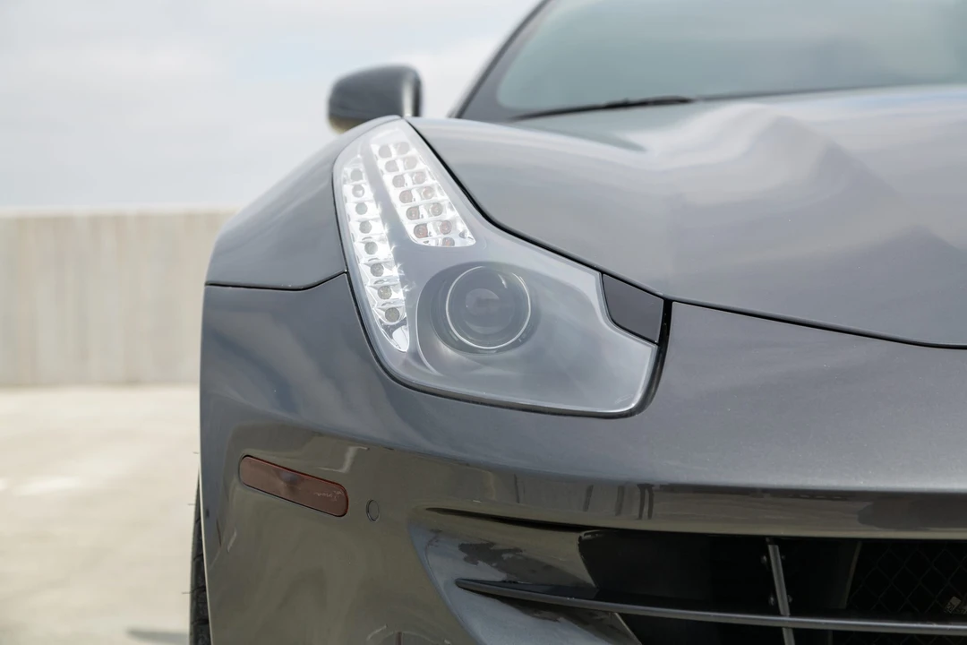 2014 Ferrari FF - Image 11 of 31