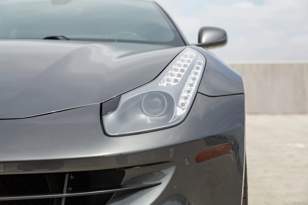2014 Ferrari FF - Image 13 of 31