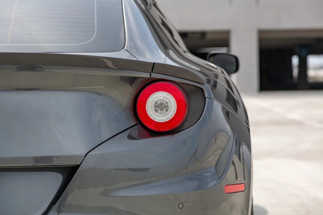 2014 Ferrari FF - Image 24 of 31