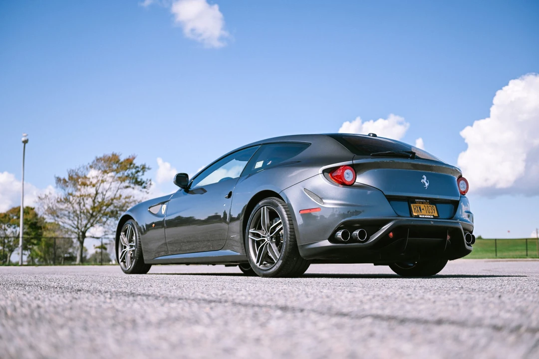 2014 Ferrari FF - Image 4 of 31