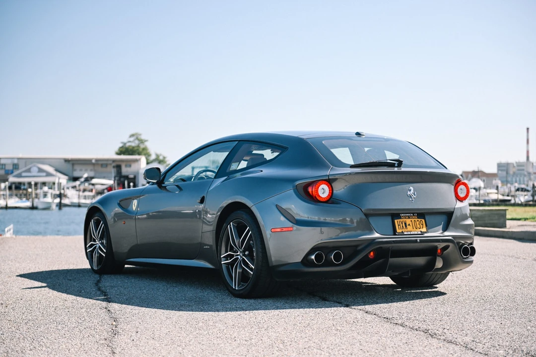 2014 Ferrari FF - Image 5 of 31