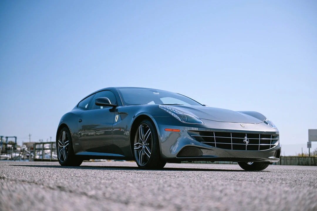 2014 Ferrari FF - Image 10 of 31