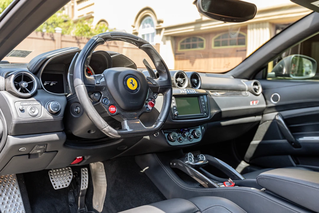 2014 Ferrari FF - Image 4 of 9