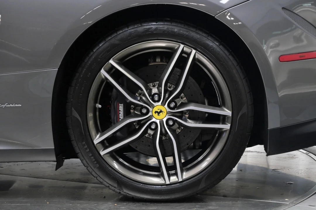 2014 Ferrari FF - Image 11 of 21