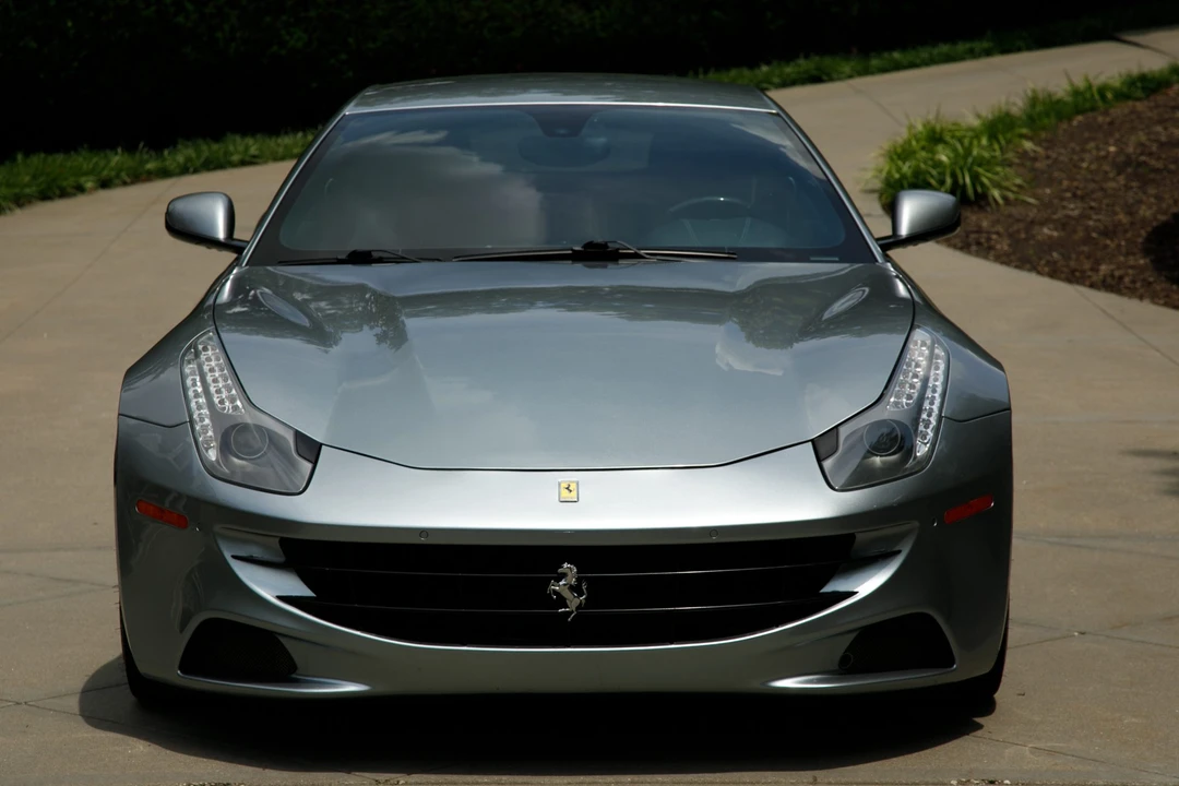 2014 Ferrari FF - Image 7 of 31