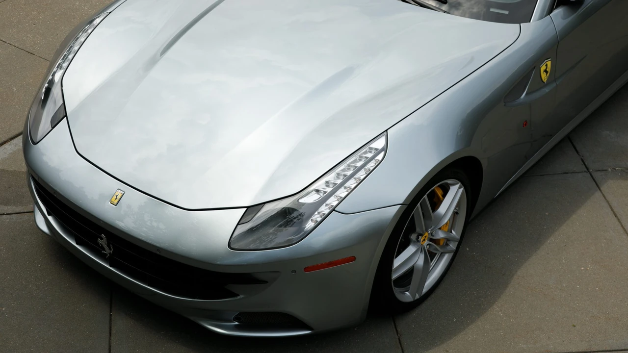 2014 Ferrari FF - Image 19 of 31