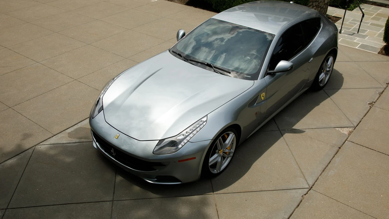 2014 Ferrari FF - Image 5 of 31