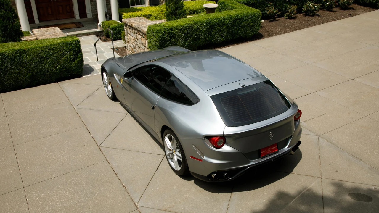 2014 Ferrari FF - Image 17 of 31