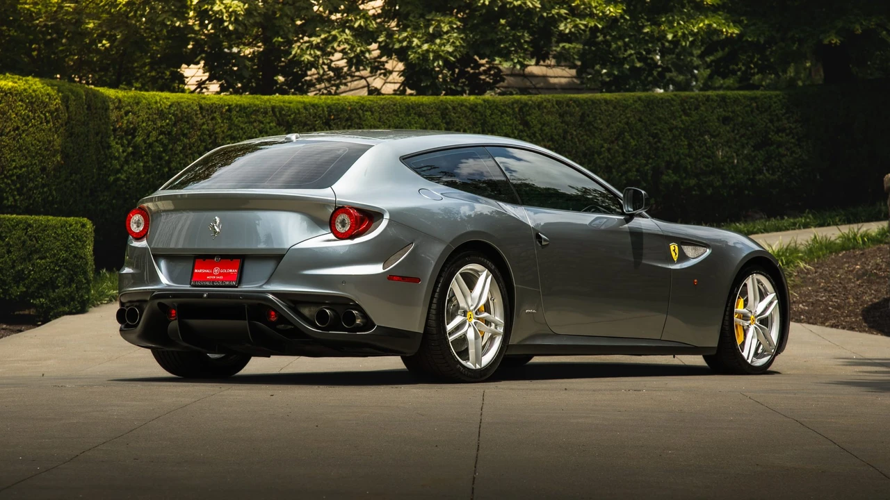 2014 Ferrari FF - Image 13 of 31