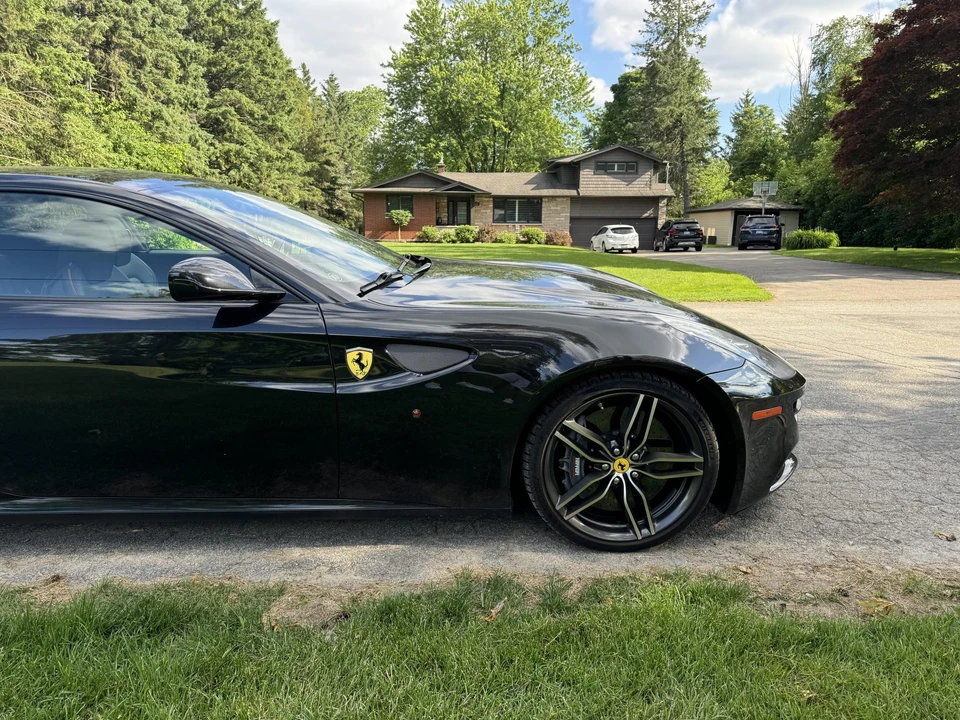 2014 Ferrari FF - Image 20 of 31