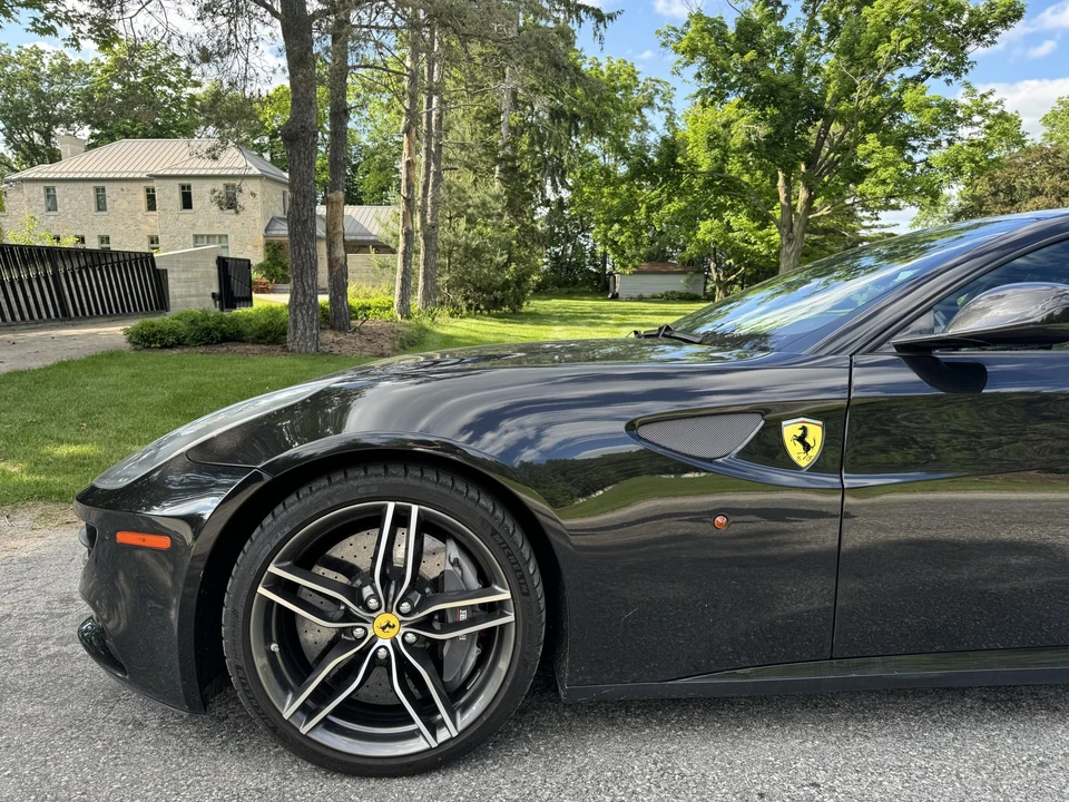 2014 Ferrari FF - Image 15 of 31