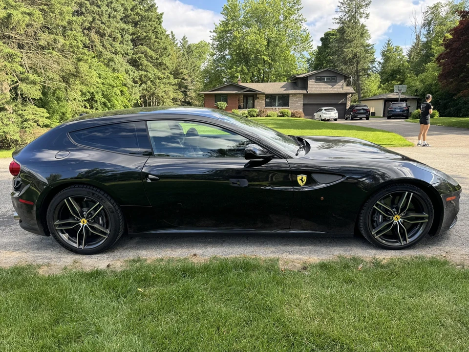 2014 Ferrari FF - Image 12 of 31