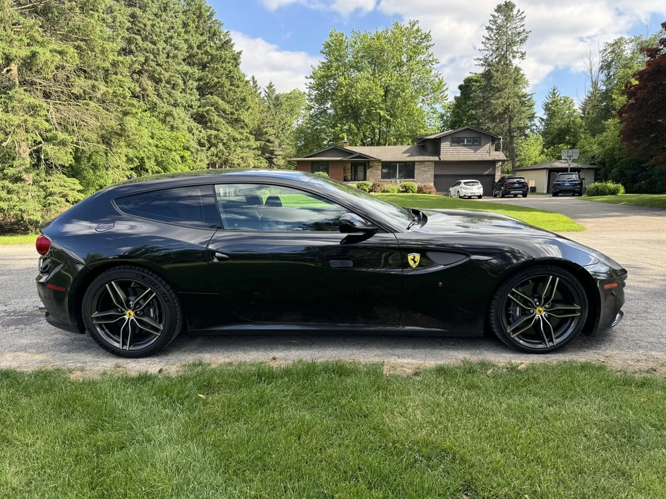 2014 Ferrari FF - Image 10 of 31