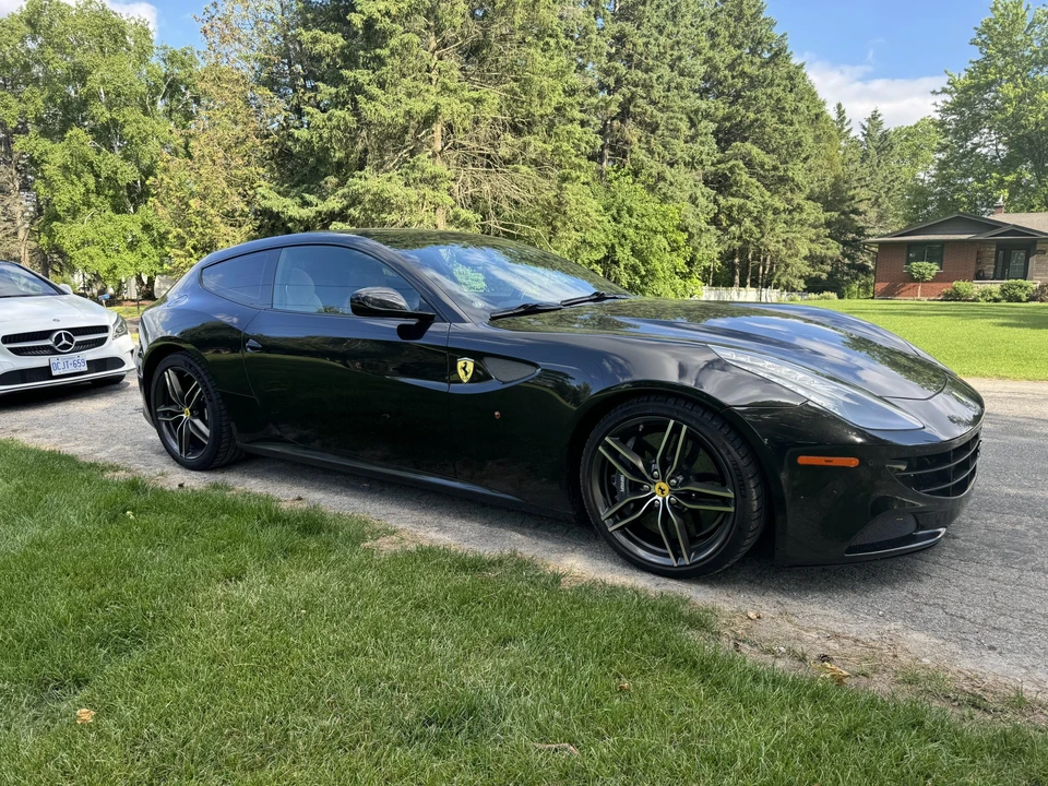 2014 Ferrari FF - Image 13 of 31
