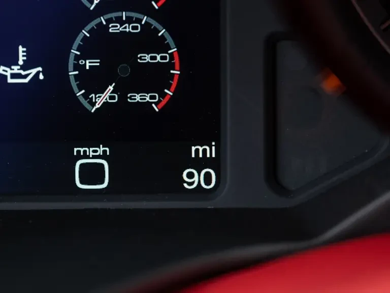 2014 Ferrari FF - Image 13 of 31