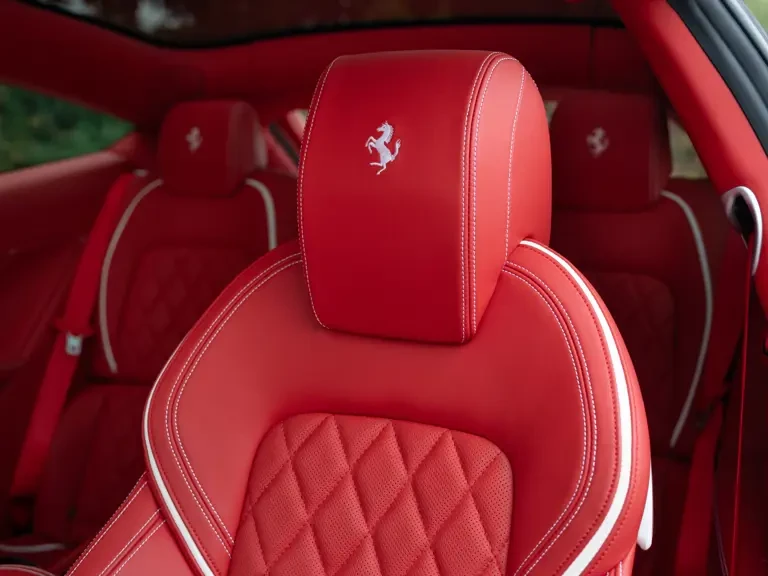 2014 Ferrari FF - Image 26 of 31