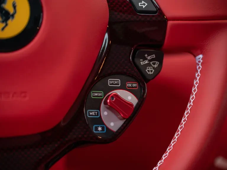 2014 Ferrari FF - Image 17 of 31