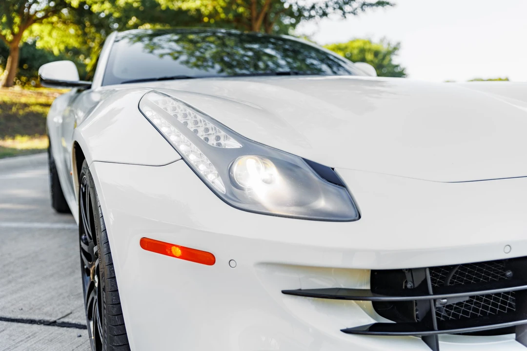 2014 Ferrari FF - Image 15 of 31