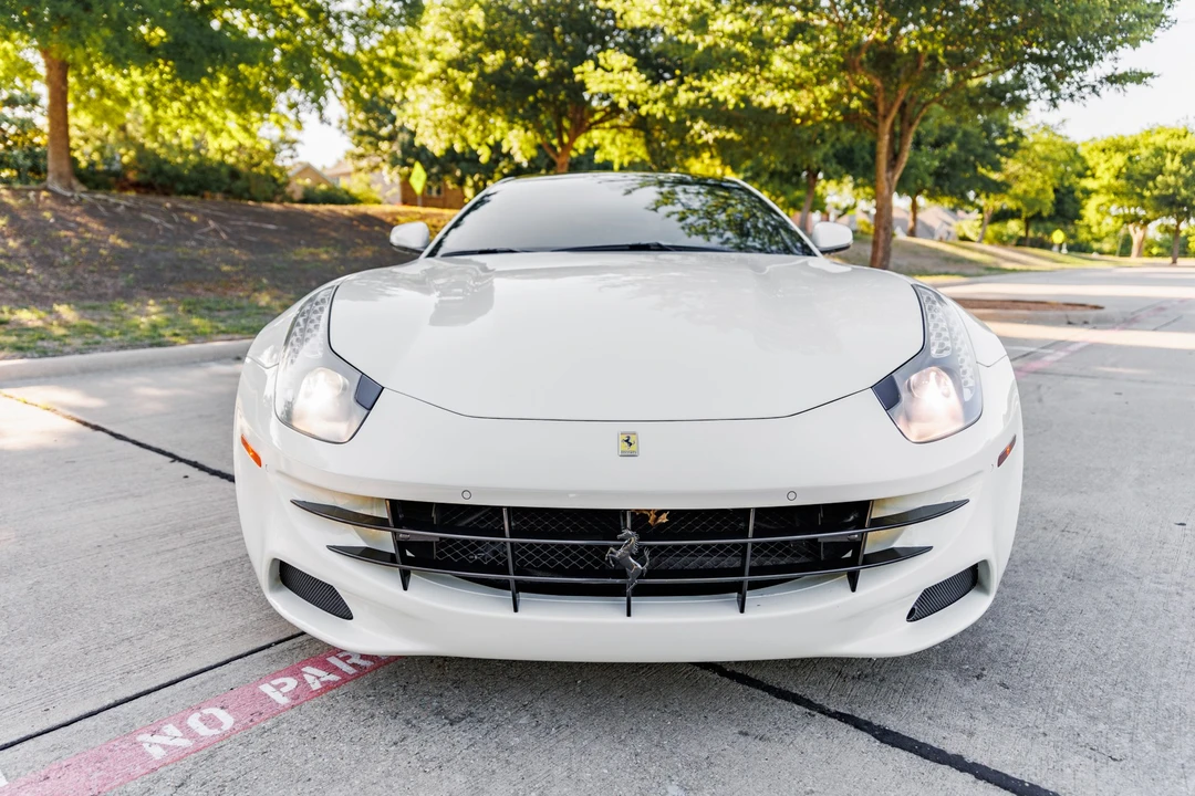 2014 Ferrari FF - Image 9 of 31