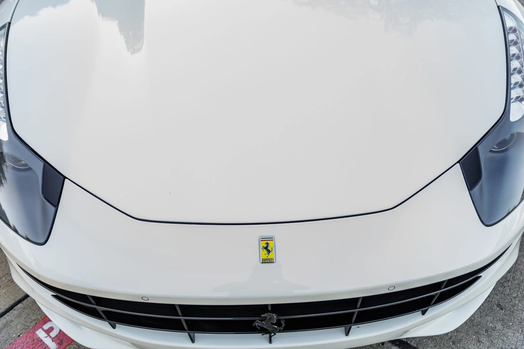2014 Ferrari FF - Image 12 of 31