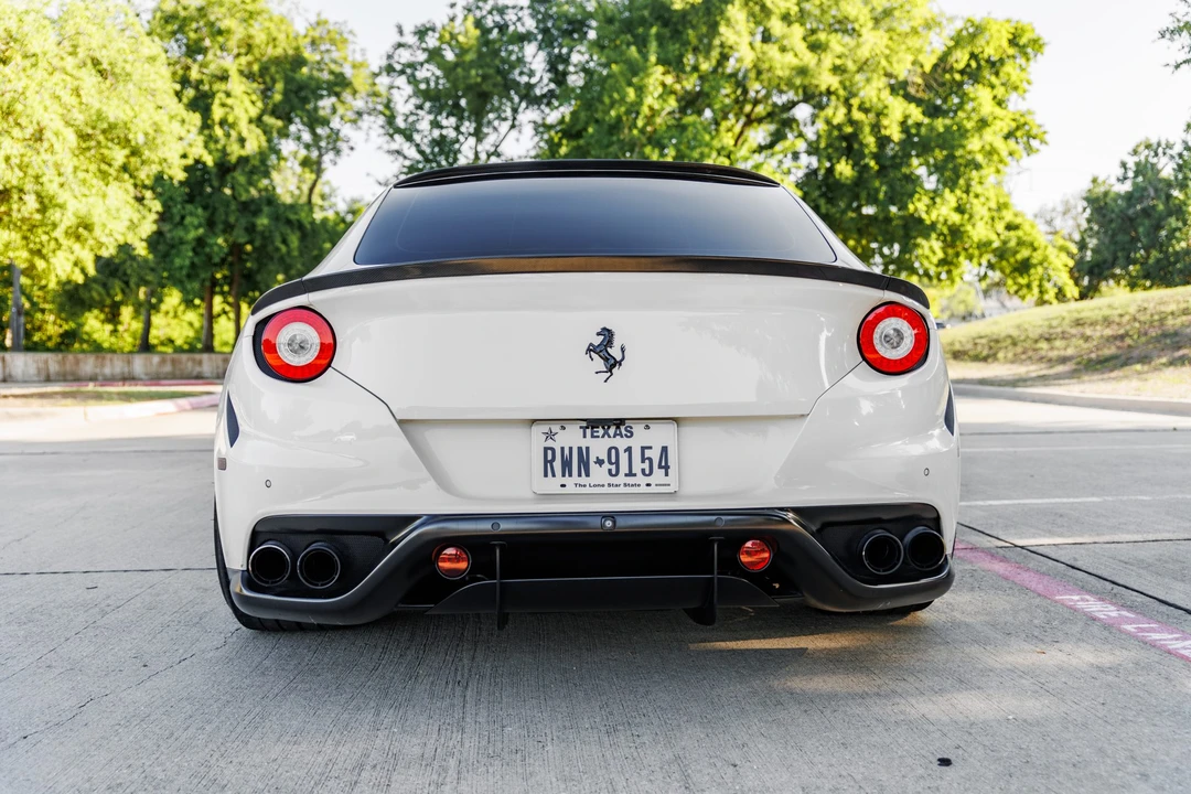 2014 Ferrari FF - Image 5 of 31