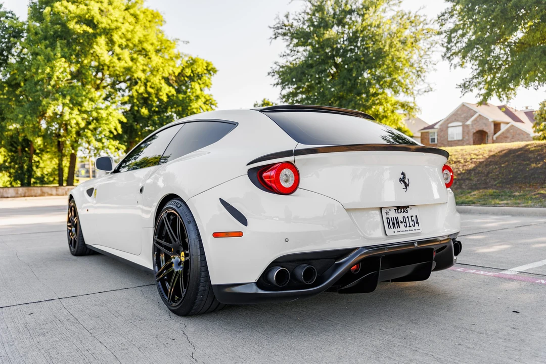 2014 Ferrari FF - Image 4 of 31