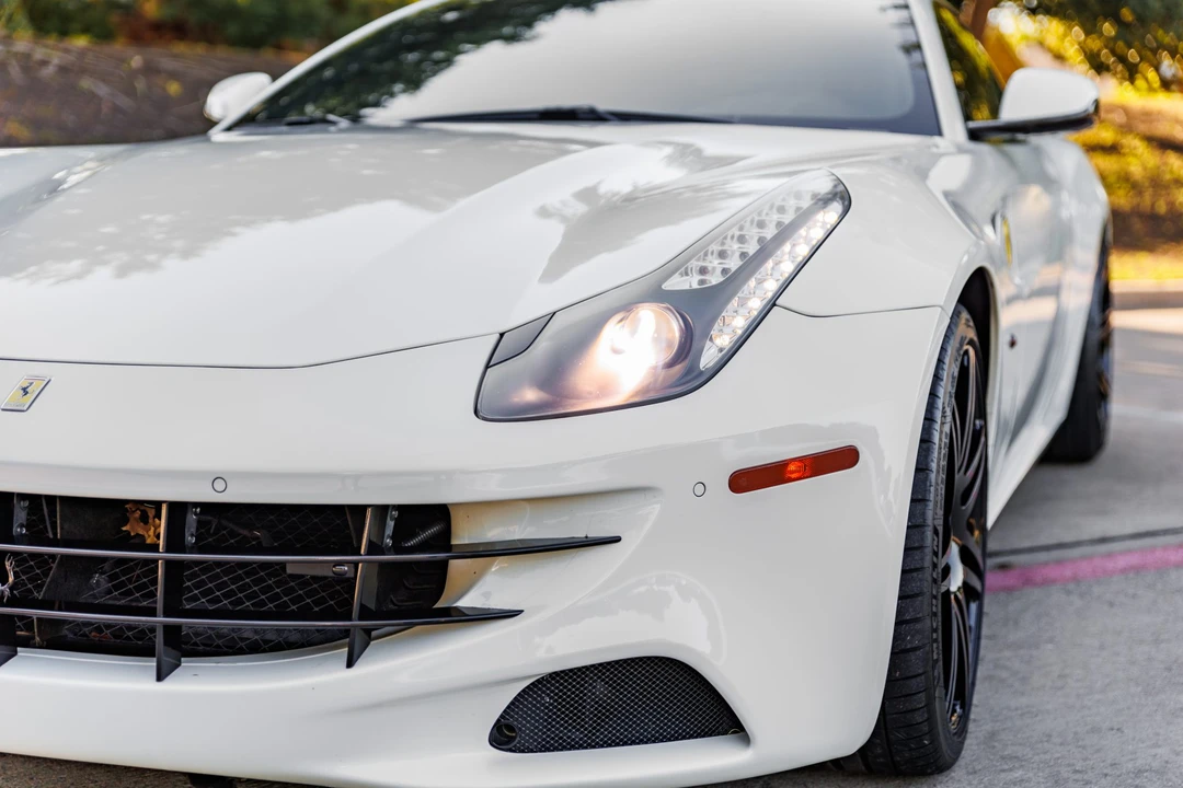2014 Ferrari FF - Image 18 of 31