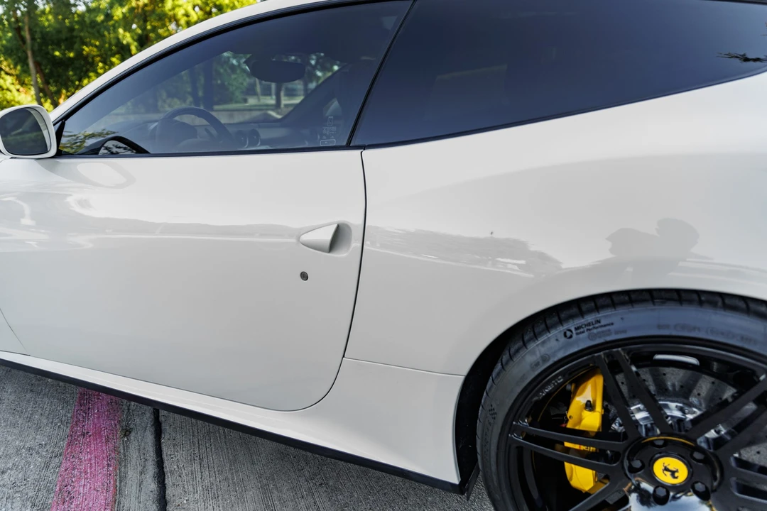 2014 Ferrari FF - Image 23 of 31