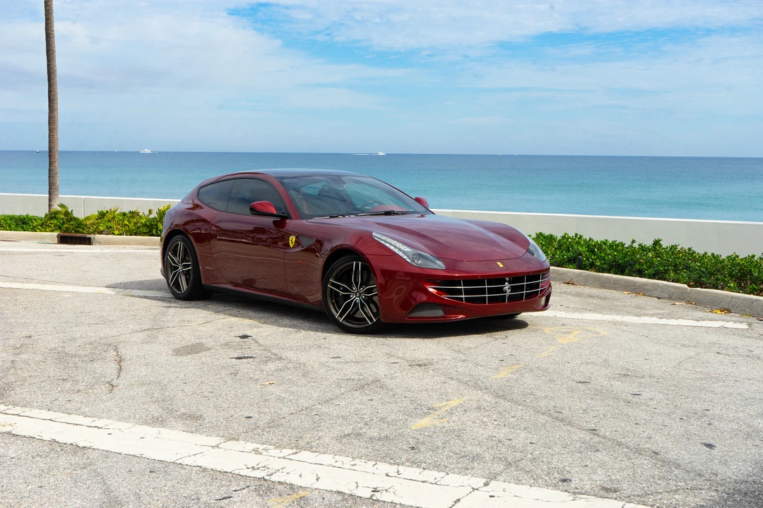 2014 Ferrari FF - Image 24 of 31