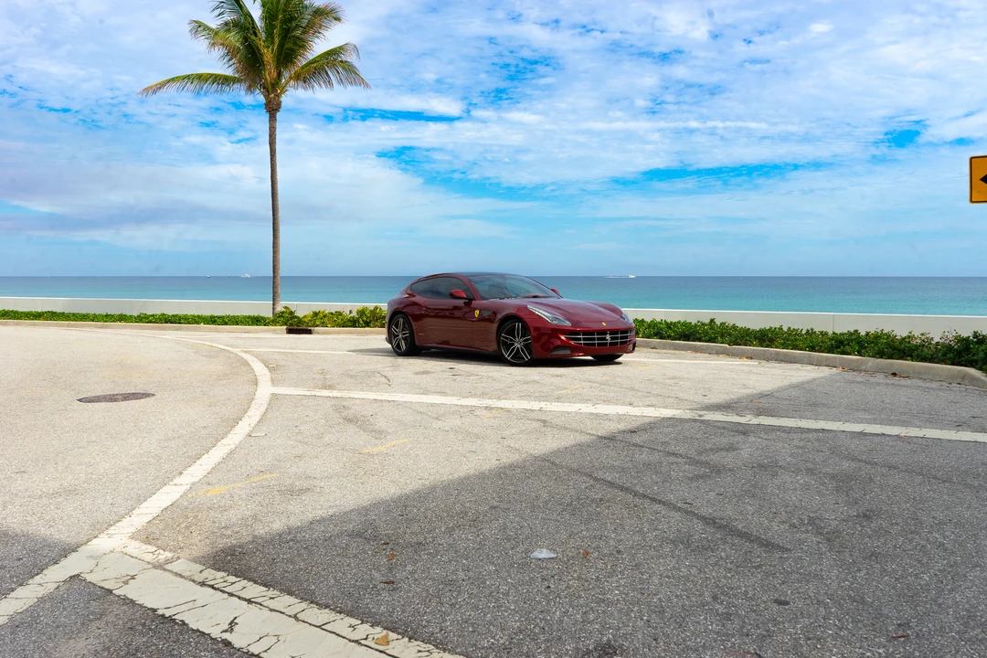 2014 Ferrari FF - Image 31 of 31
