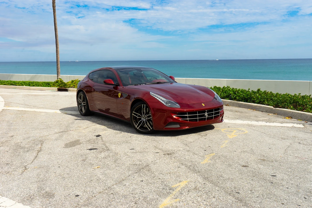 2014 Ferrari FF - Image 23 of 31