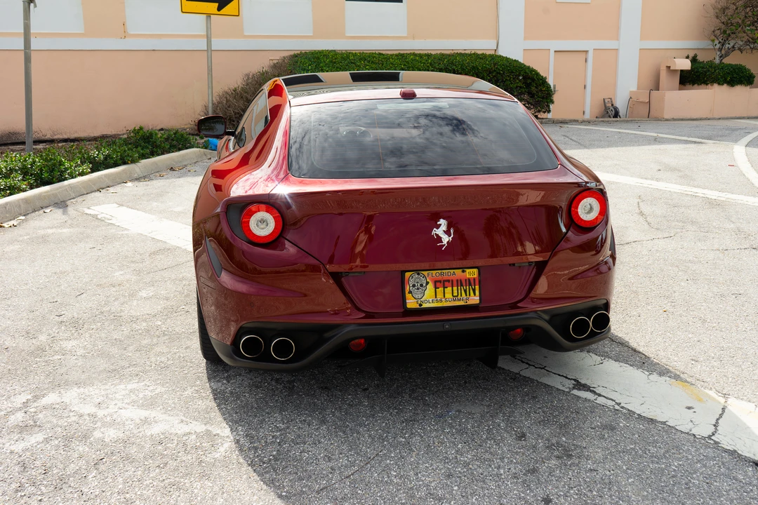2014 Ferrari FF - Image 13 of 31