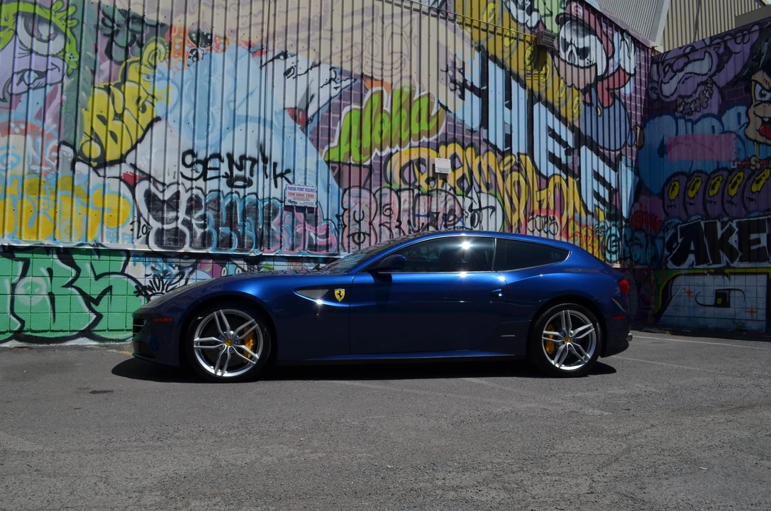 2014 Ferrari FF - Image 30 of 31