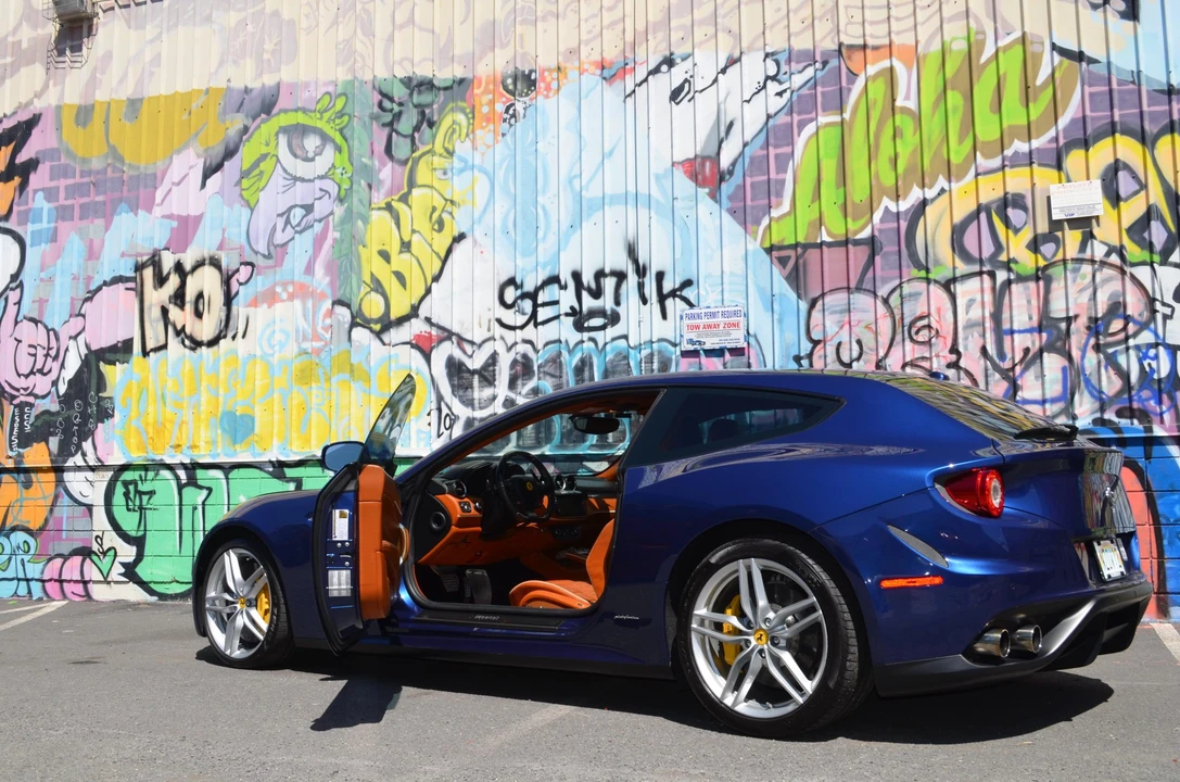 2014 Ferrari FF - Image 28 of 31