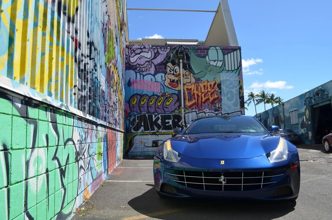 2014 Ferrari FF - Image 10 of 31