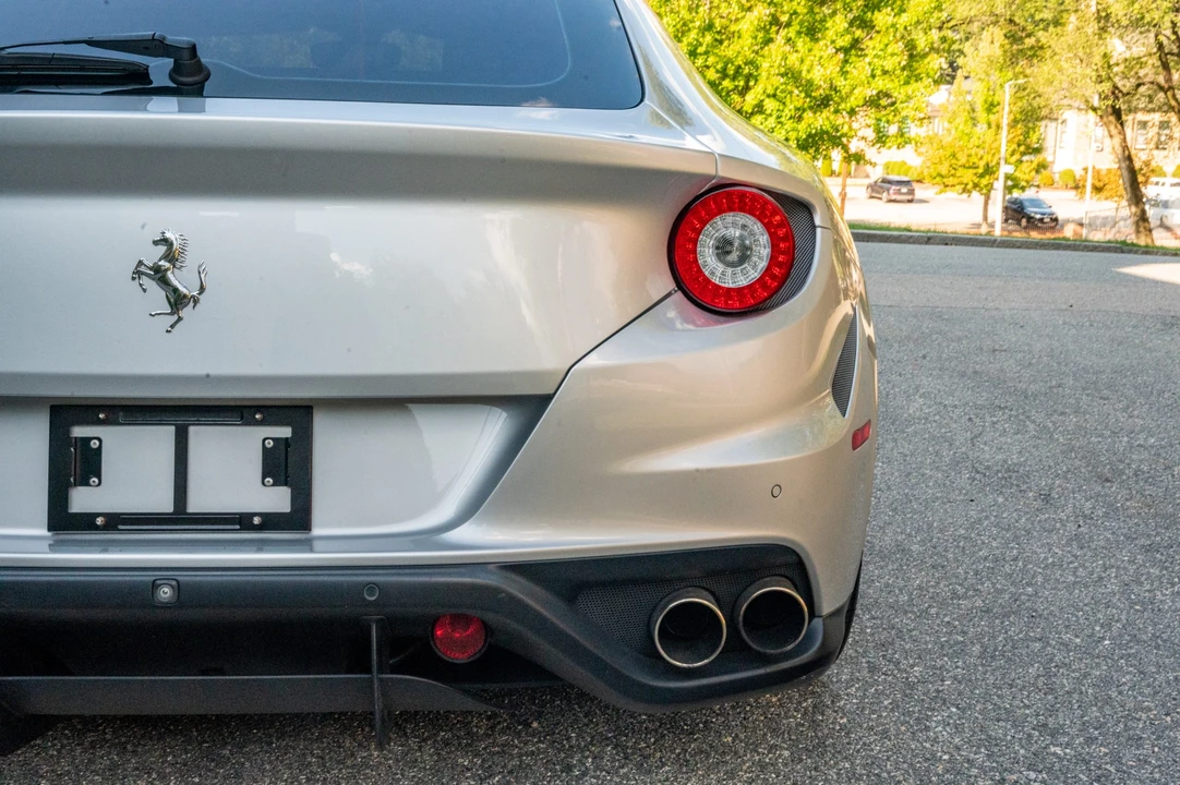 2014 Ferrari FF - Image 19 of 31