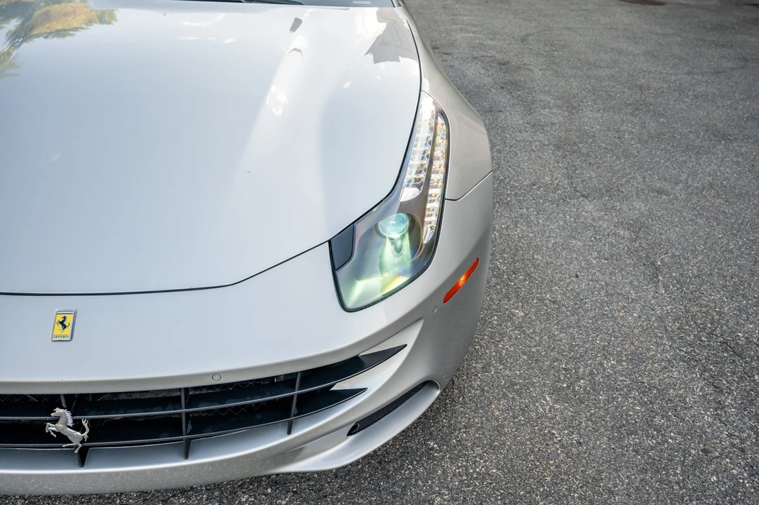 2014 Ferrari FF - Image 16 of 31