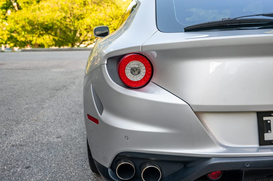 2014 Ferrari FF - Image 18 of 31
