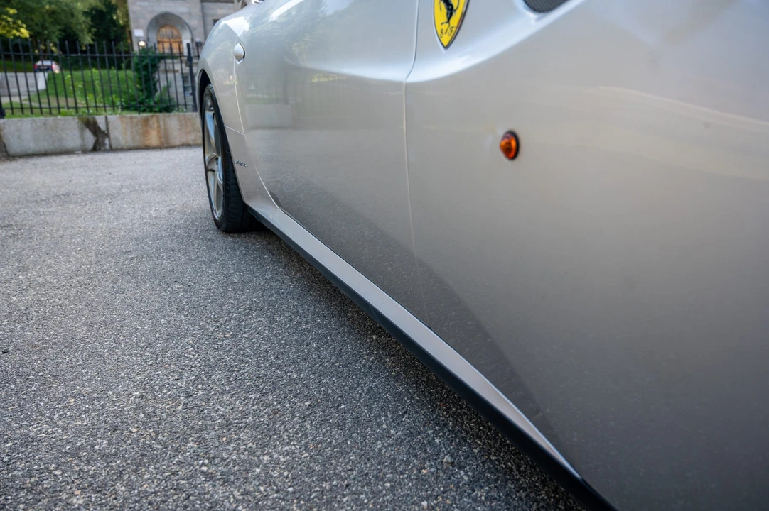 2014 Ferrari FF - Image 26 of 31