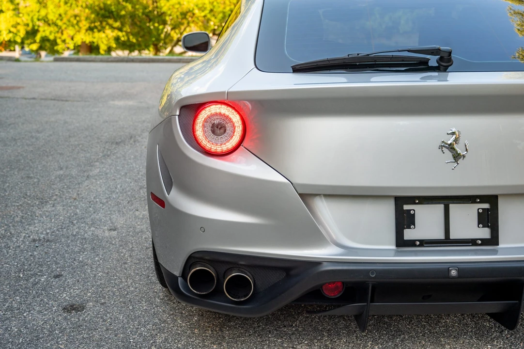 2014 Ferrari FF - Image 20 of 31