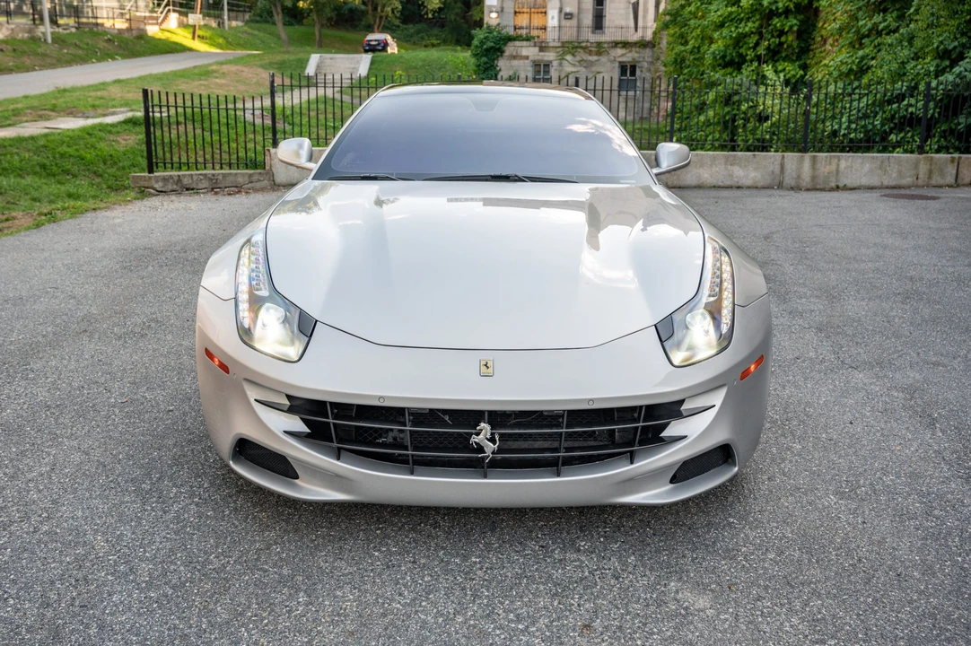2014 Ferrari FF - Image 12 of 31