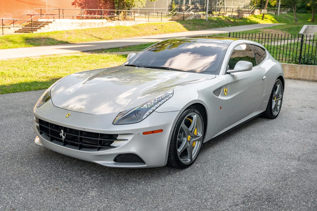 2014 Ferrari FF - Image 2 of 31