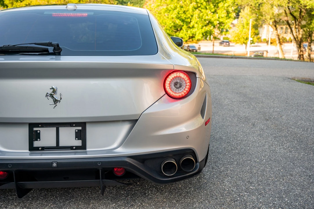 2014 Ferrari FF - Image 21 of 31