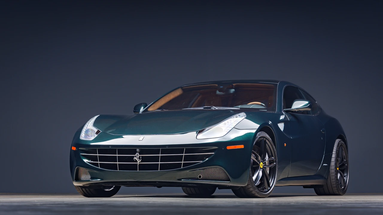 2014 Ferrari FF - Image 4 of 31