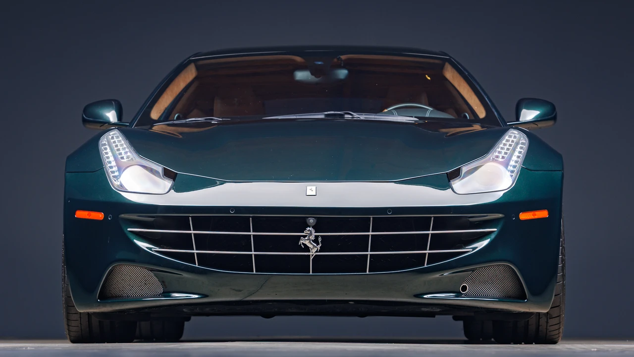 2014 Ferrari FF - Image 9 of 31