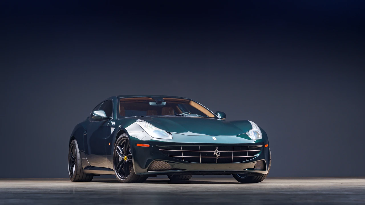 2014 Ferrari FF - Image 12 of 31
