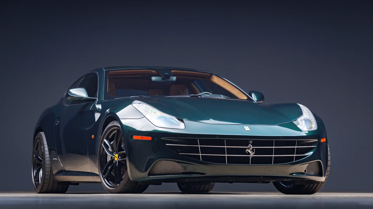 2014 Ferrari FF - Image 10 of 31