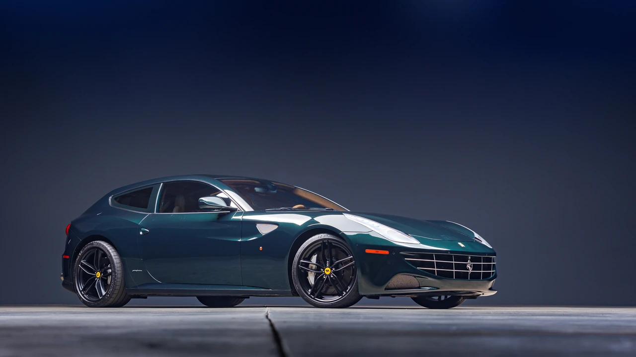 2014 Ferrari FF - Image 13 of 31